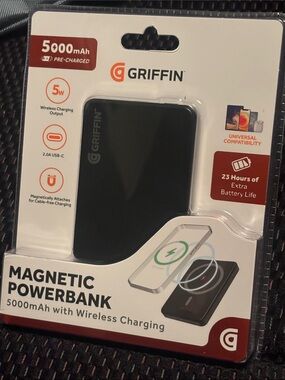 Griffin Magnetic Powerbank 5000mAh Portable Charger - Black